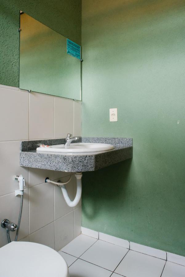 Oyo Cerrado Hotel, Campo Grande Campo Grande  Dış mekan fotoğraf A wall-mounted sink