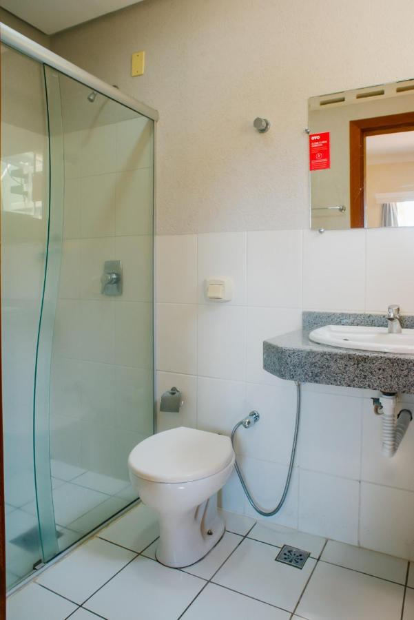Oyo Cerrado Hotel, Campo Grande Campo Grande  Dış mekan fotoğraf A shower cubicle